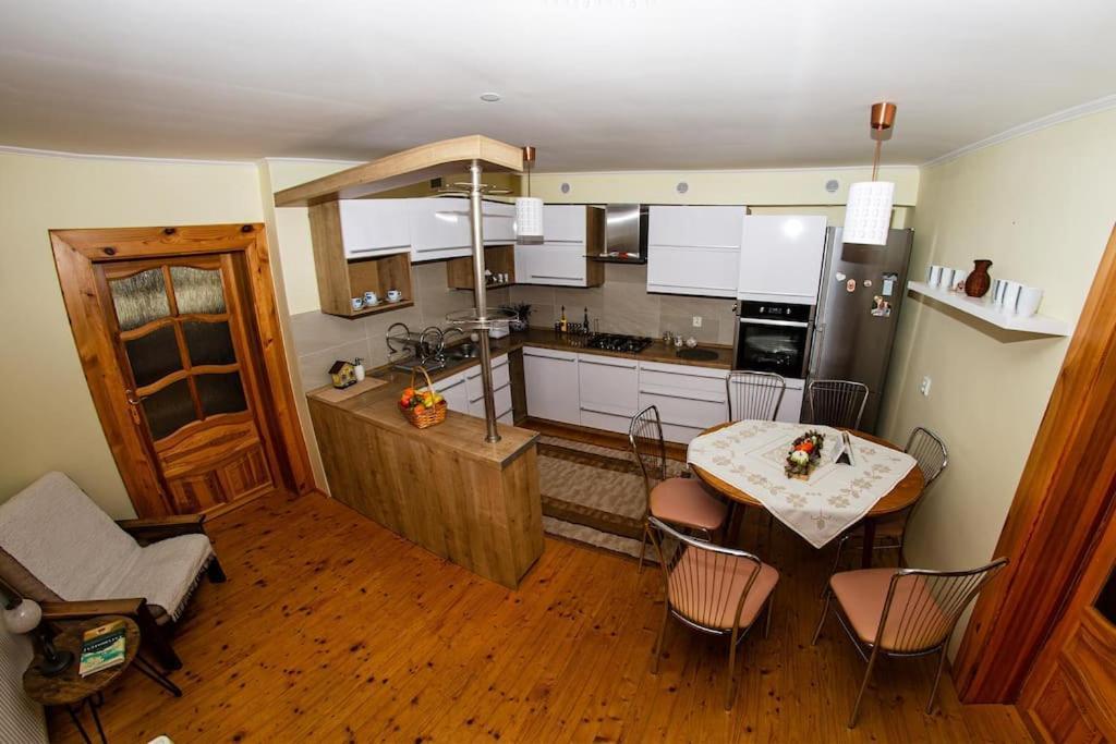 Zlty Domcek - Apartman Svabovce Exteriör bild